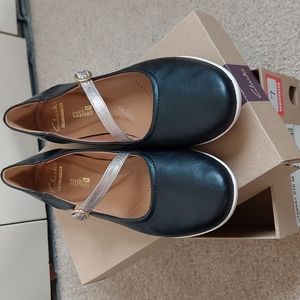 Clarks Black Leather Flats
